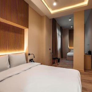 Economy Triple Room